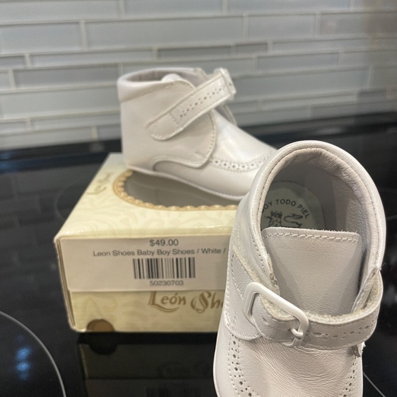 Brand New Baby Leather Baptism Shoes - Size 16 White Baby Shoes - Picture 2 of 7